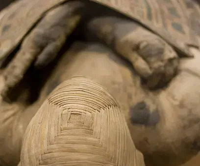 ancient Egyptian mummies smell
